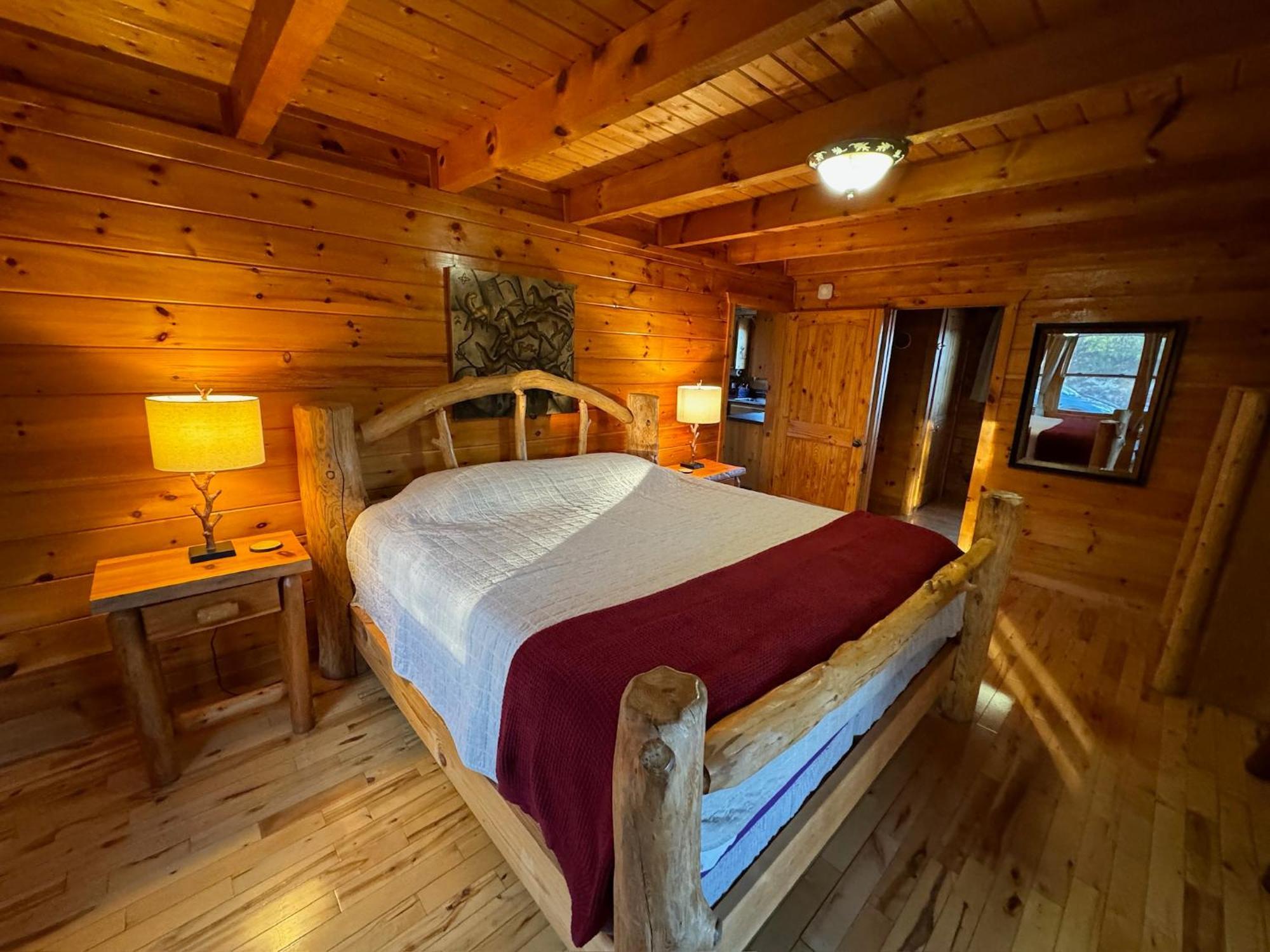 Smoky Paws - Exceptional Cabin, Stunning Mountain Views, Hot Tub, Tranquil, Gigabit Internet, Free L2 Ev Pigeon Forge Exterior photo